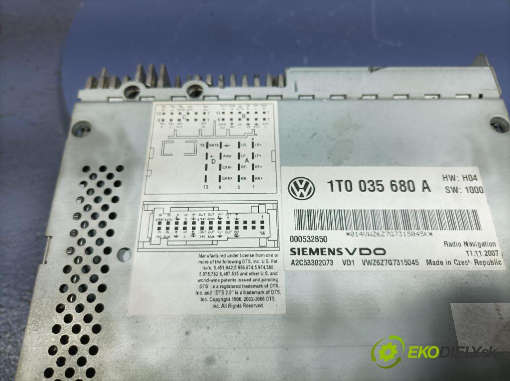 Vw Passat 2007 Radio I Navigácia: 1T0035680A