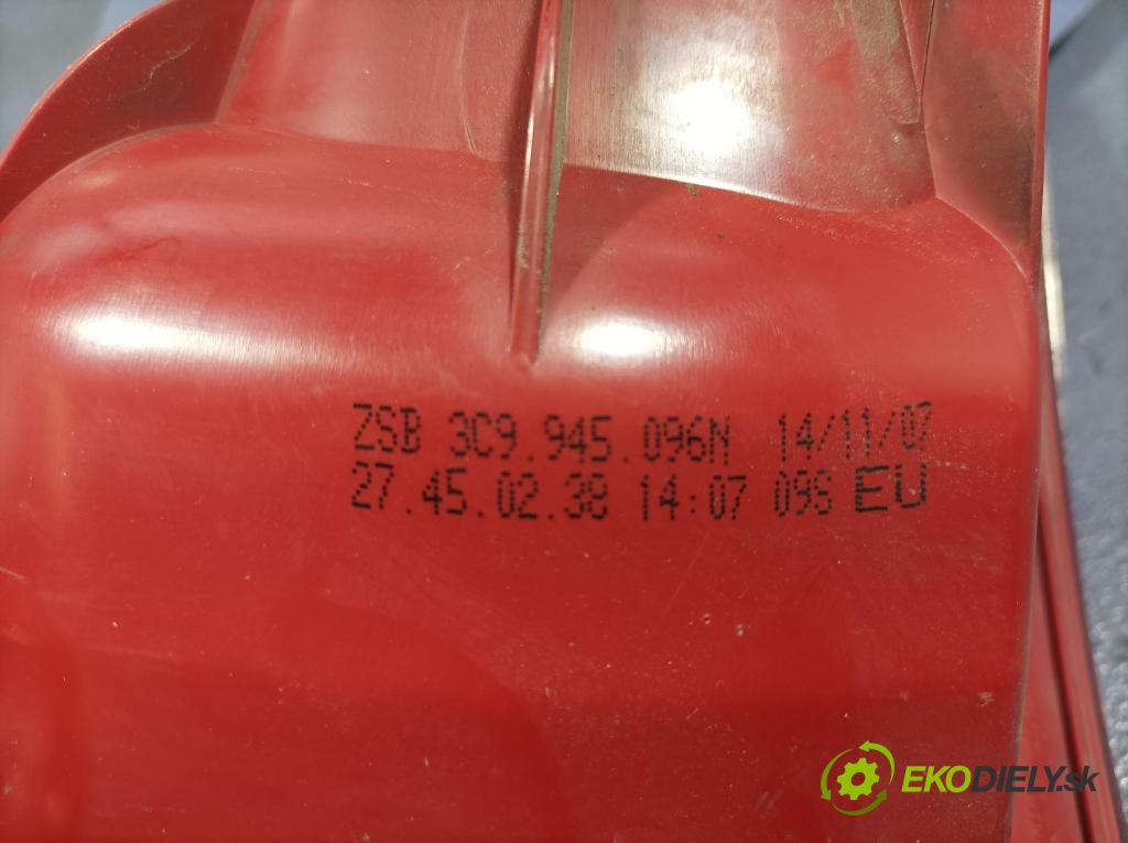 Vw Passat 2007 svetlo / reflektor zad Prava: Vonkajsia: 3C9945096N