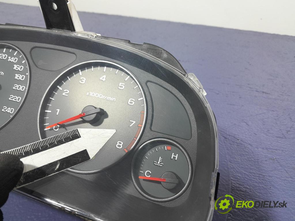 Subaru Forester 2000 prístrojovka/ budíky 85015FC140