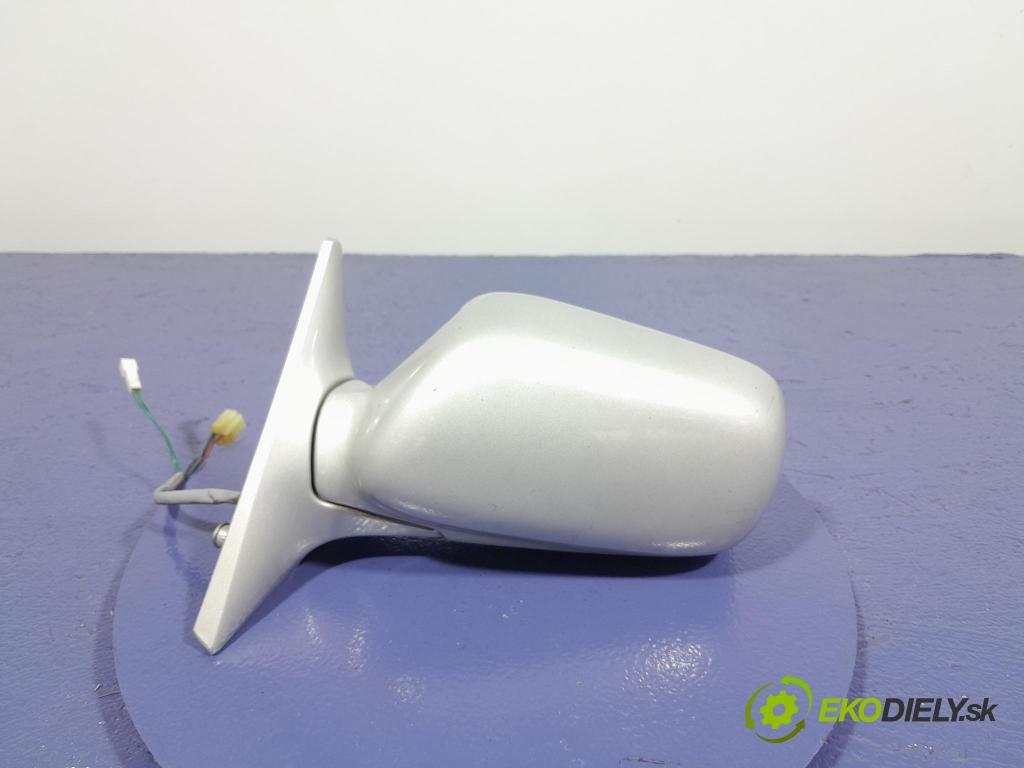 Subaru Forester 2000 zrkadlo Vľavo: