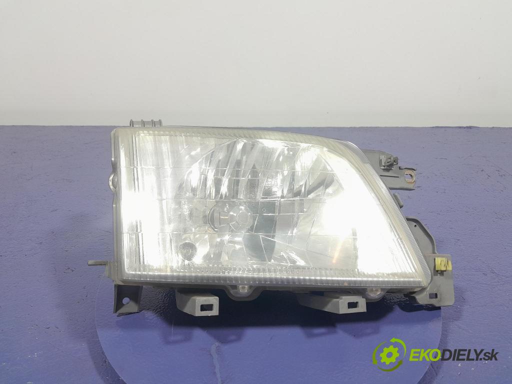 Subaru Forester 2000 Reflektor: v pravo:
