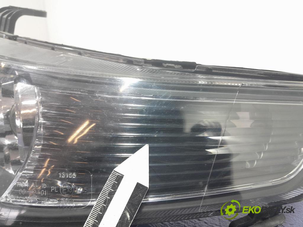 Honda Accord 2003 Reflektor: Vľavo: