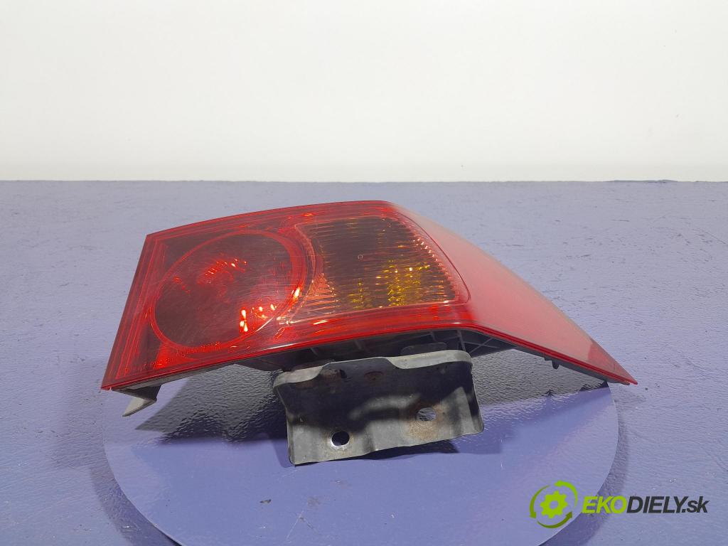 Honda Accord 2003 svetlo / reflektor zad Prava: Vonkajsia: