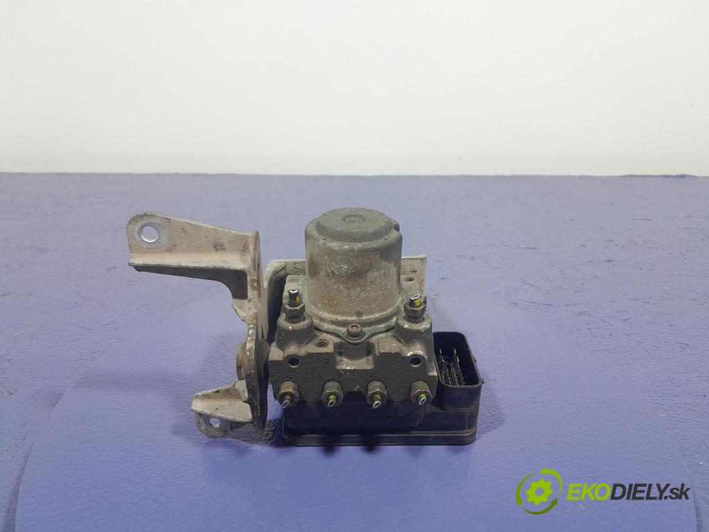 Honda Accord 2003 čerpadlo ABS x SEA00