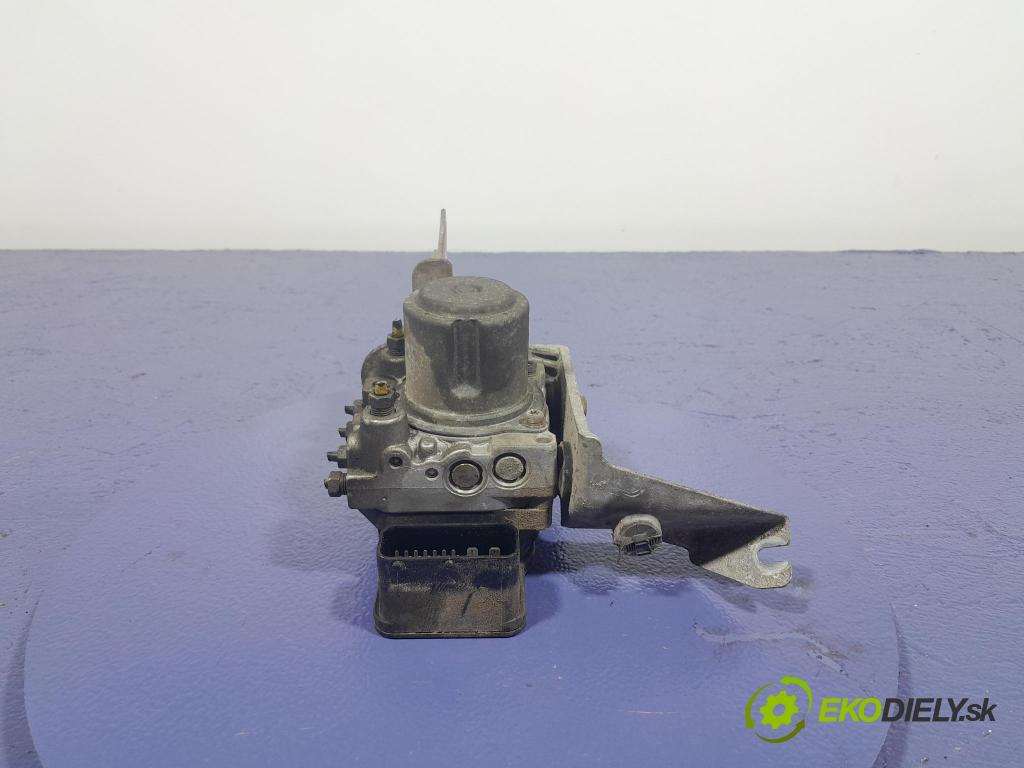 Honda Accord 2003 čerpadlo ABS x SEA00