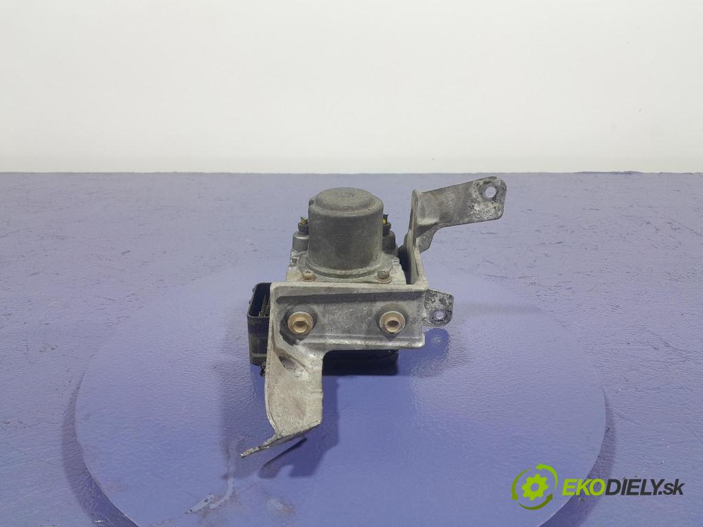 Honda Accord 2003 čerpadlo ABS x SEA00