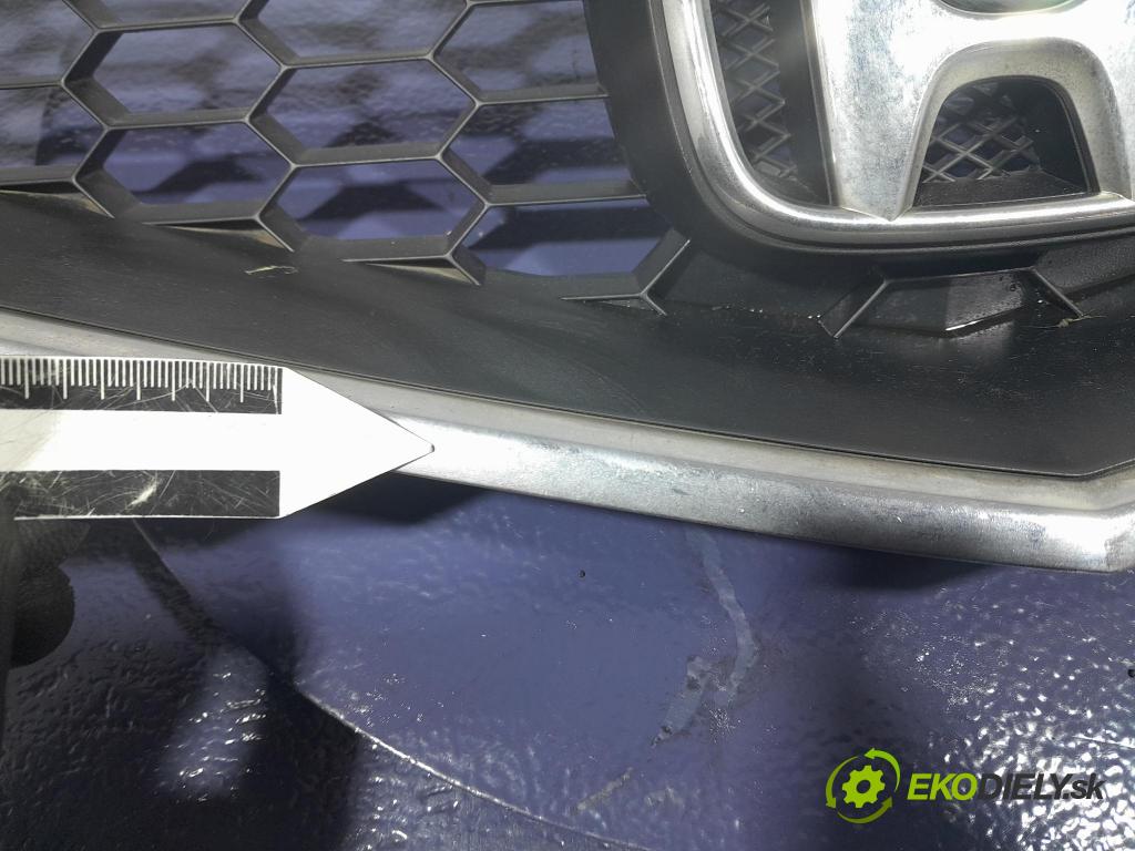 Honda Accord 2003 miežka / Gril: