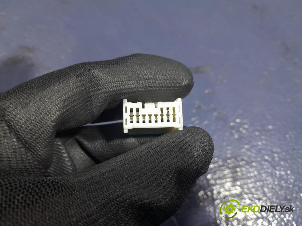 Honda Accord 2003 zrkadlo pravé 