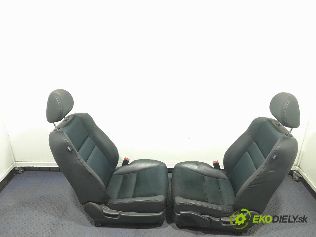 Honda Accord 2003 sedačke: Set.: