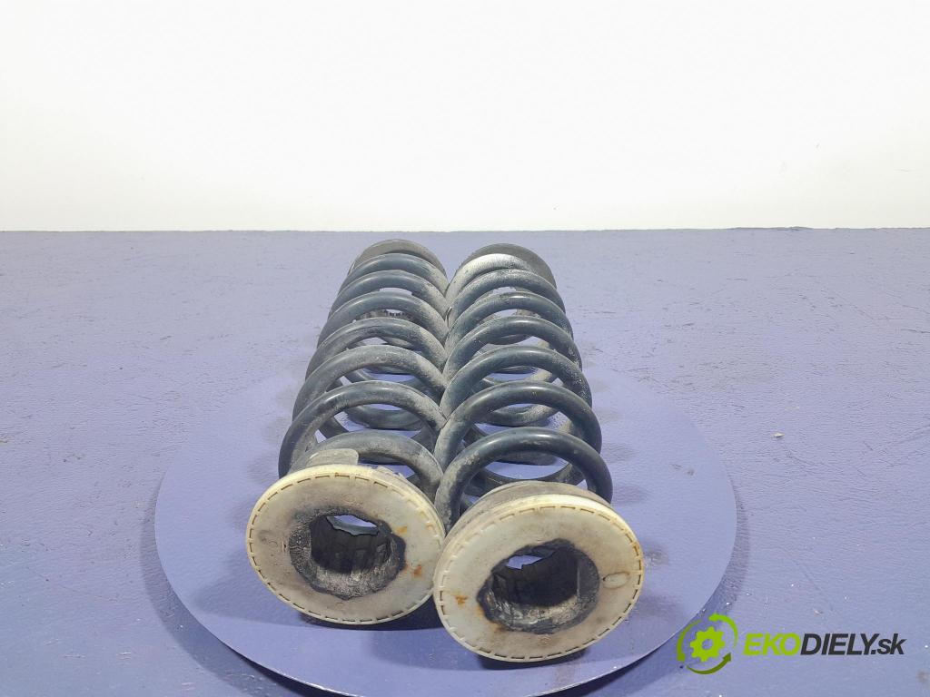 Opel Insignia 2018 pružina zad