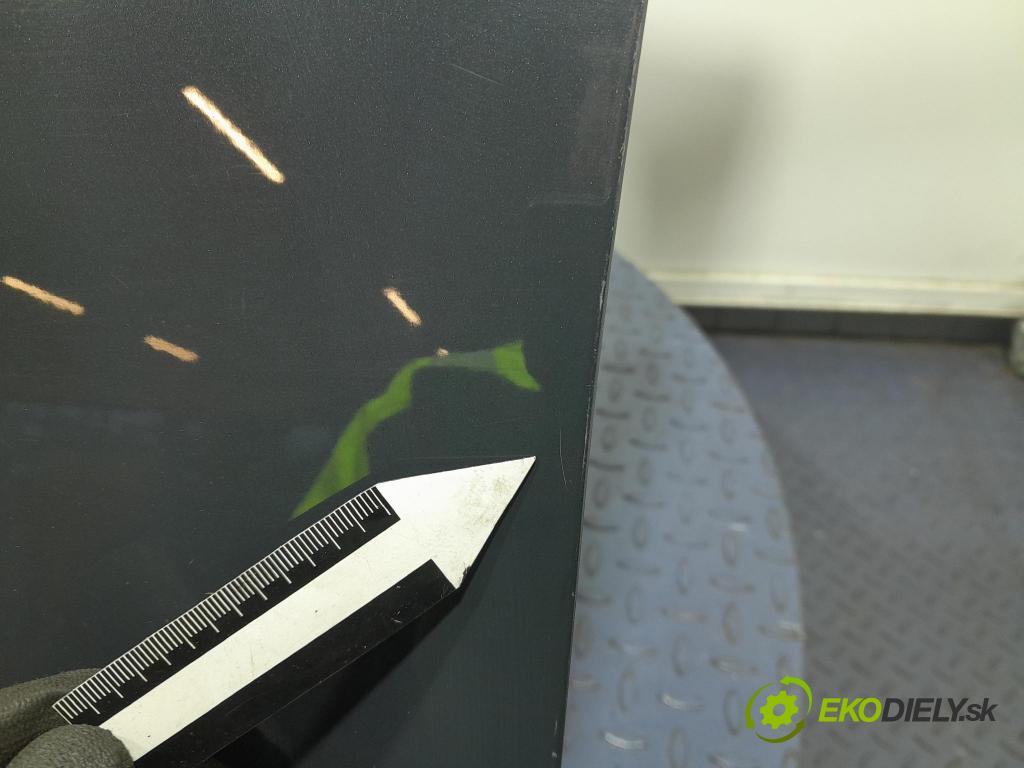 Kia Ceed 2020 dveře před Vlevo, odjet: