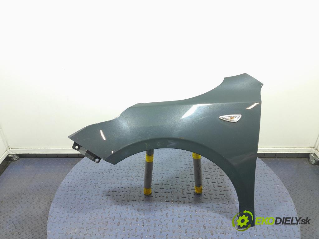 Kia Ceed 2020 blatnik před Levý: