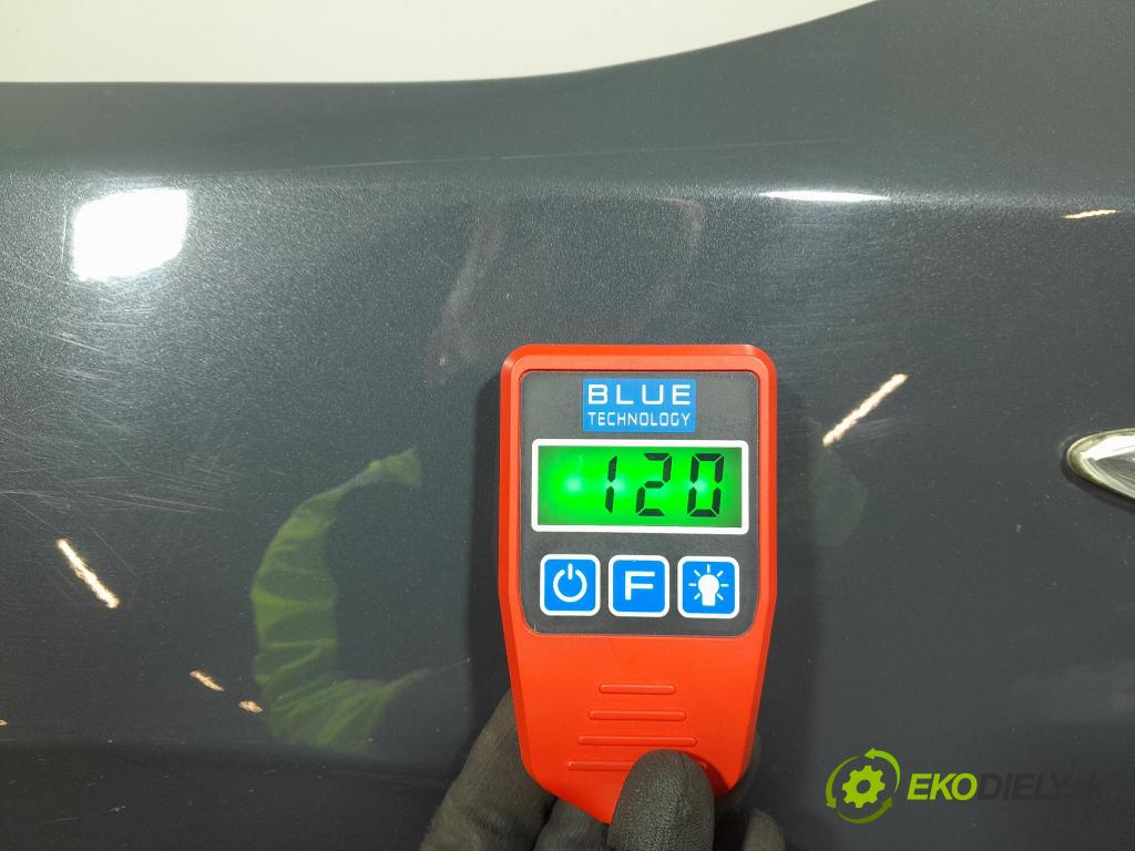 Kia Ceed 2020 blatnik před Levý: