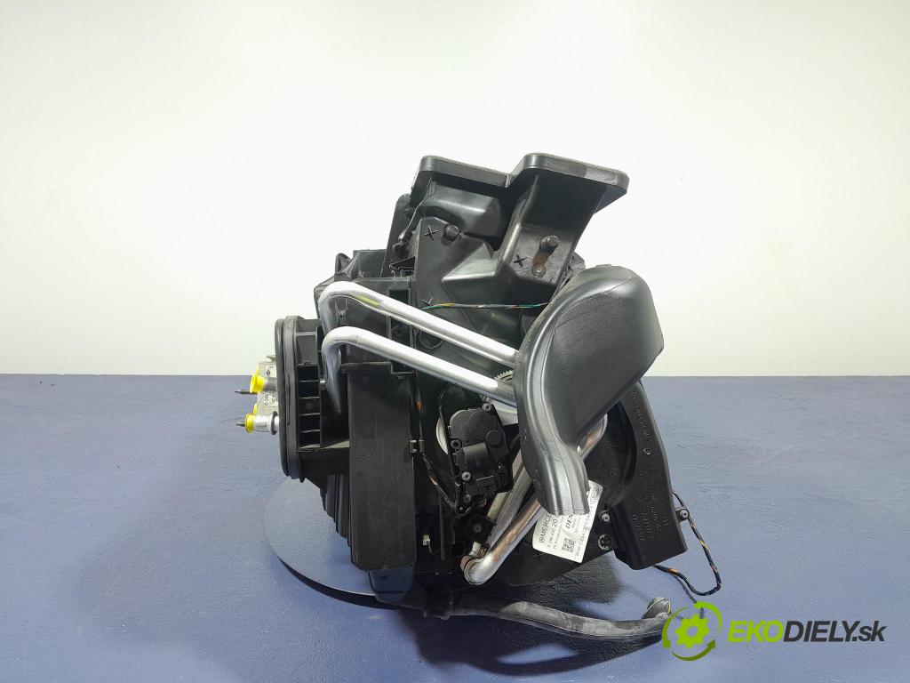 Mercedes Gla-klasa 2019 radiator A2468302002