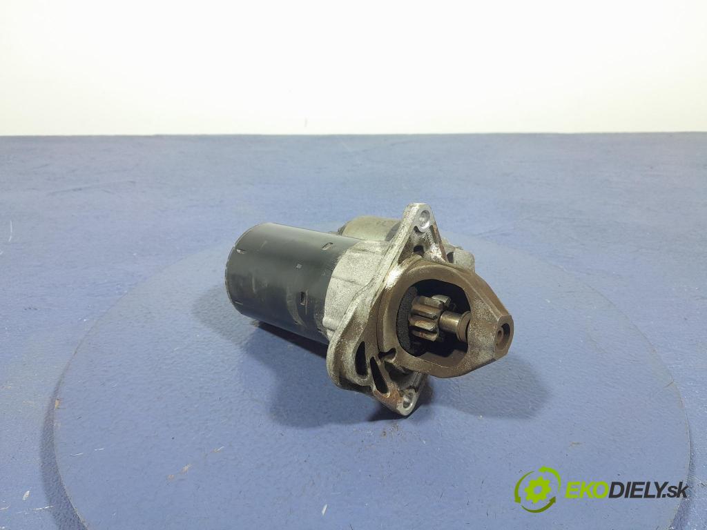 Opel Corsa 2011 štartér 55578921