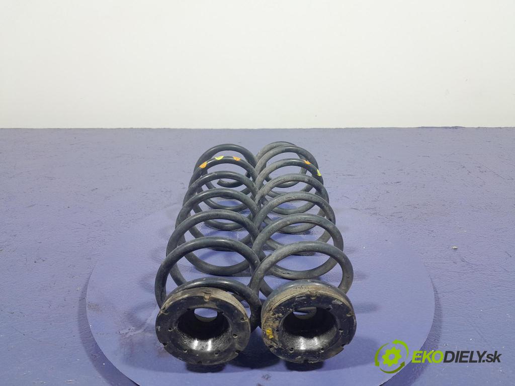 Skoda Fabia 2018 pružina zad