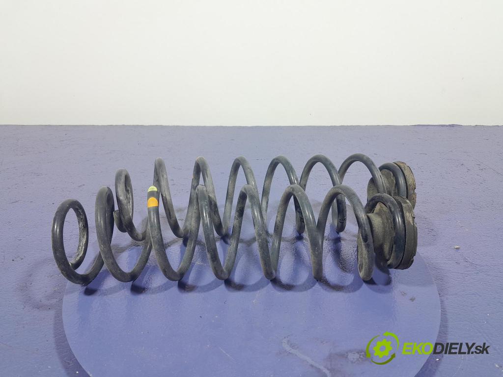 Skoda Fabia 2018 pružina zad