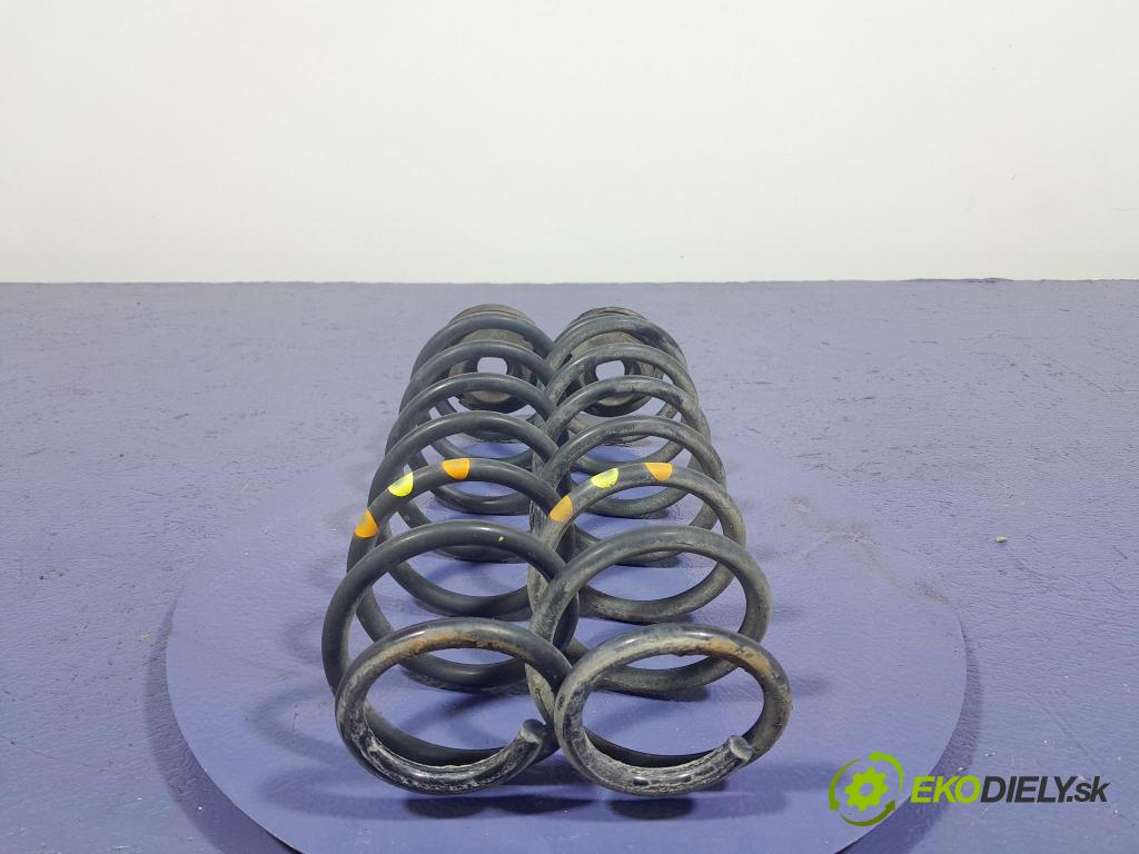 Skoda Fabia 2018 pružina zad