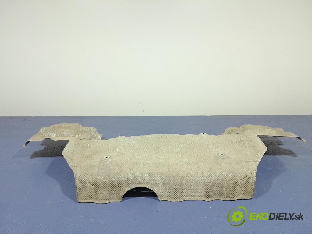 Mercedes Gla-klasa 2019 kryt Tepelný A2466821300