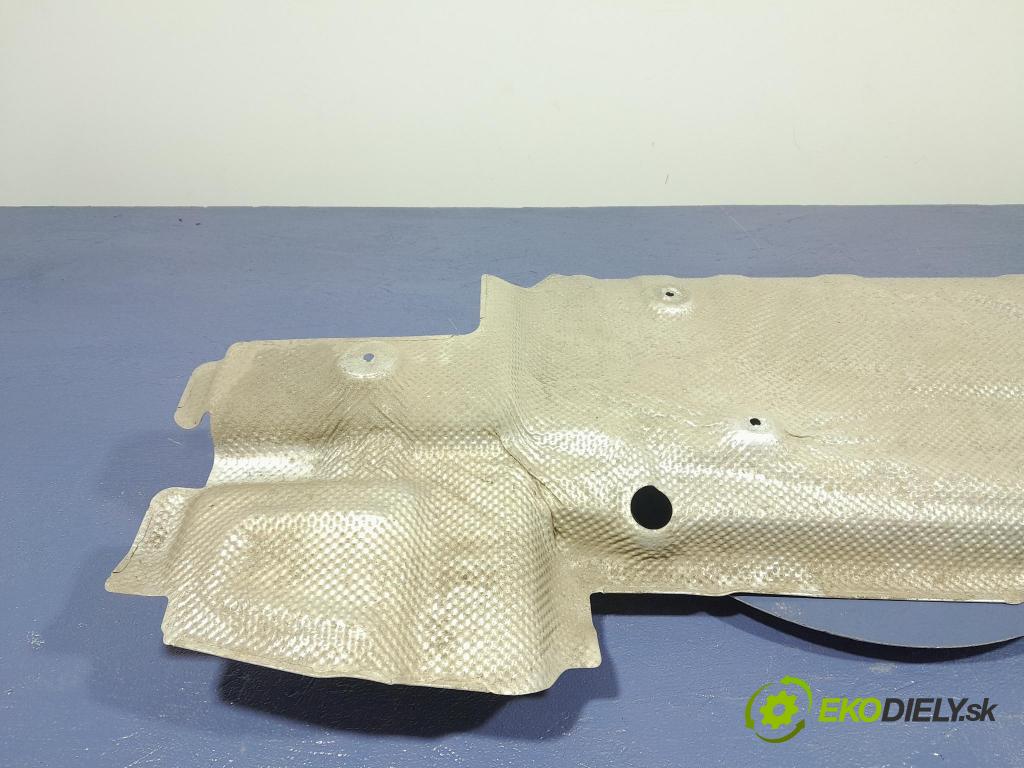 Mercedes Gla-klasa 2019 kryt Tepelný A2466821300