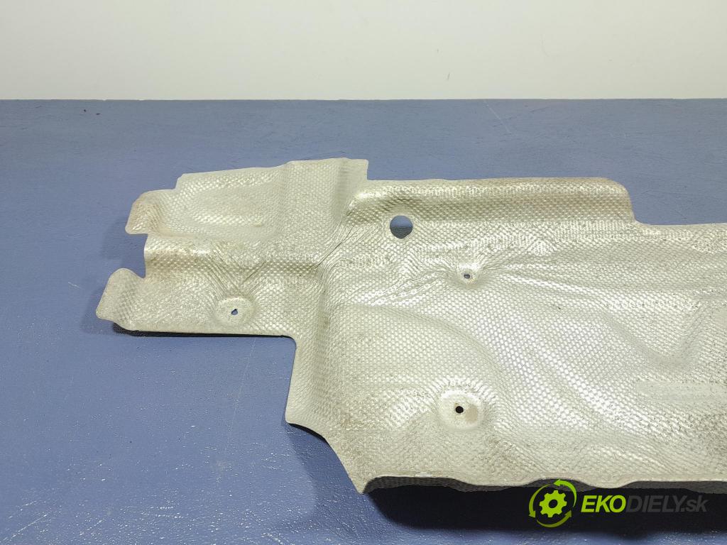 Mercedes Gla-klasa 2019 kryt Tepelný A2466821300