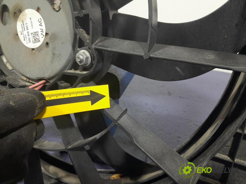 Skoda Fabia 2018 Ventilátor Chladič: 6R0121207
