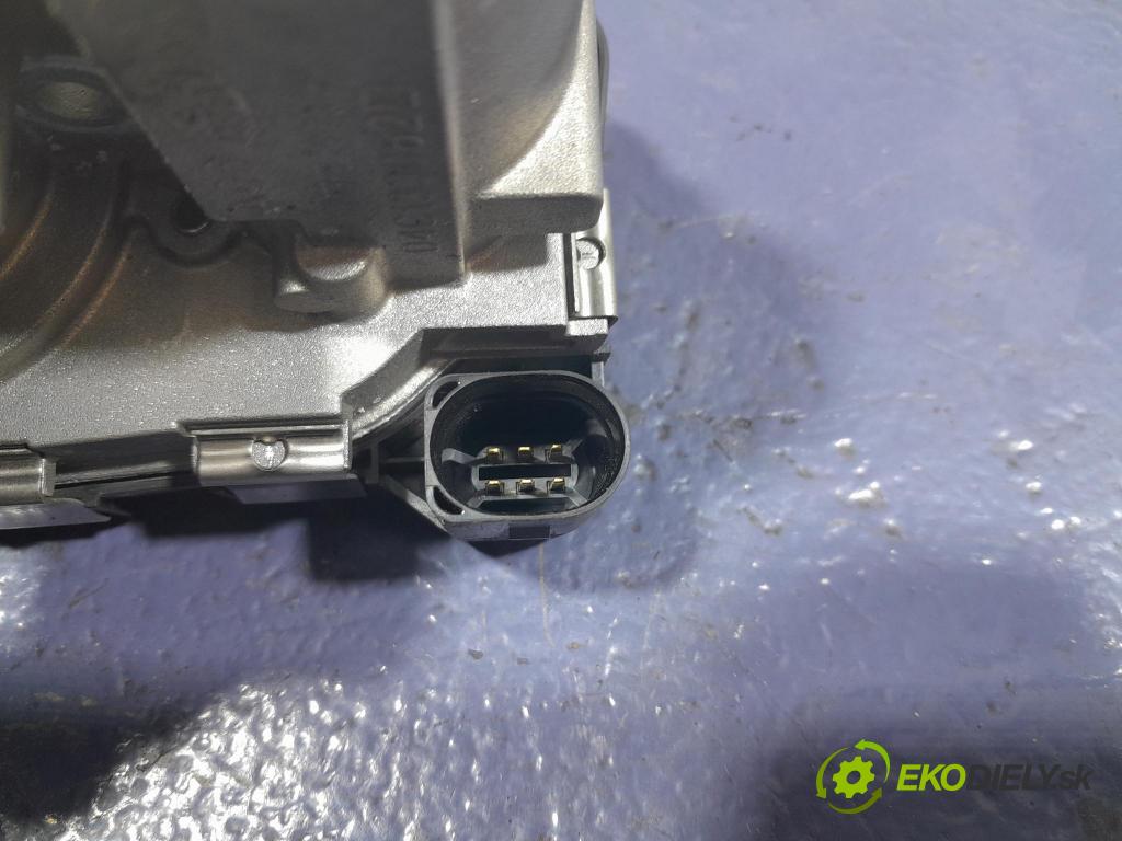 Skoda Fabia 2018 klapka 04C133062D