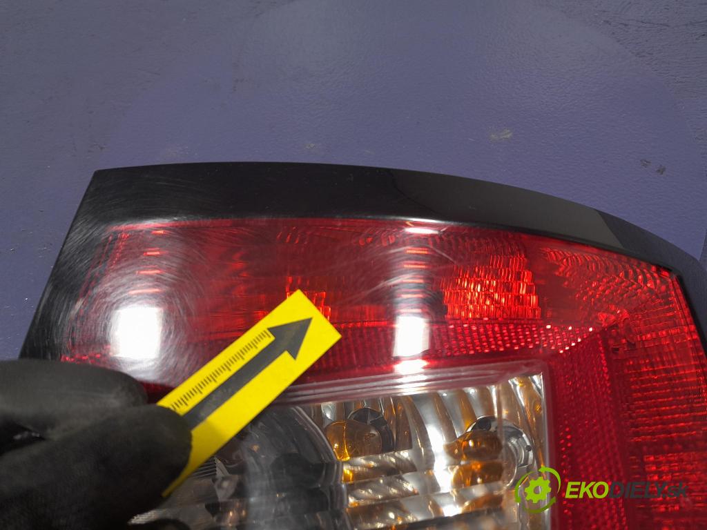 Skoda Fabia 2018 svetlo / reflektor zad Prava: Vonkajsia: 6V6945096