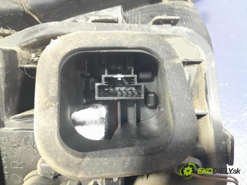 Skoda Fabia 2018 svetlo / reflektor zad Prava: Vonkajsia: 6V6945096