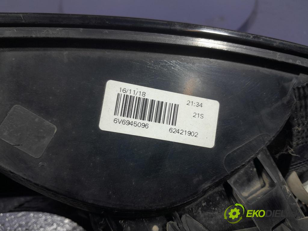 Skoda Fabia 2018 svetlo / reflektor zad Prava: Vonkajsia: 6V6945096