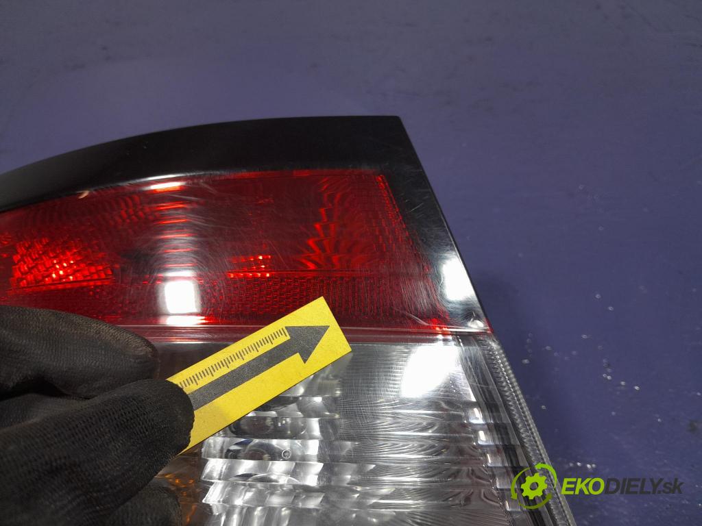 Skoda Fabia 2018 svetlo / reflektor zad ľavá Vonkajsia: 6V6945095