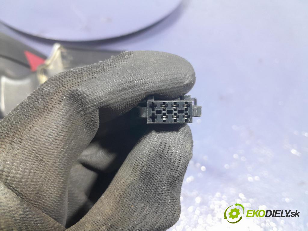 Skoda Fabia 2018 zrkadlo Vľavo: 