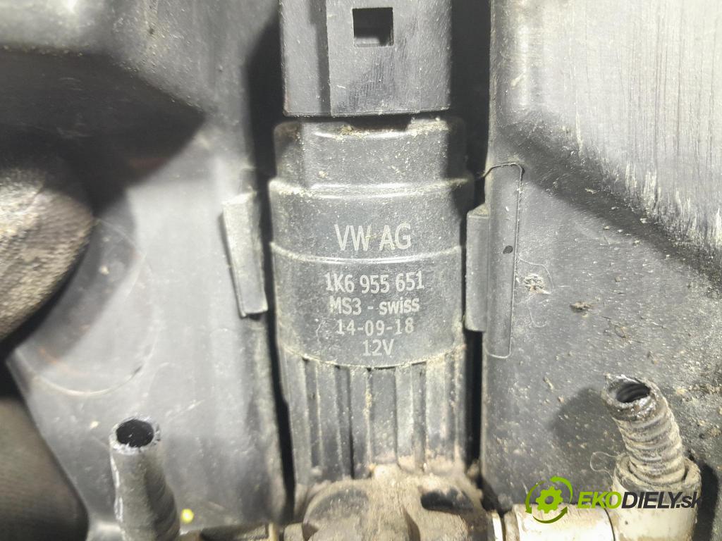 Skoda Fabia 2018 nádržka Podložka: 6R0955453D