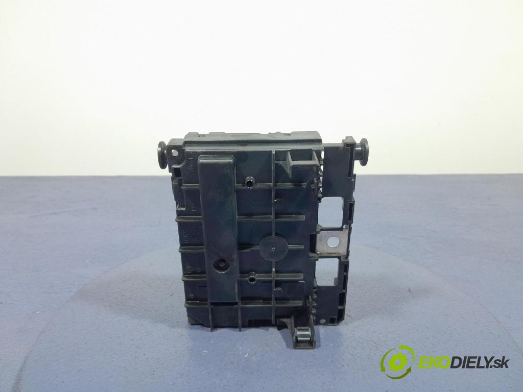 Peugeot 307 2007 skrinka Poistky: 9661708280