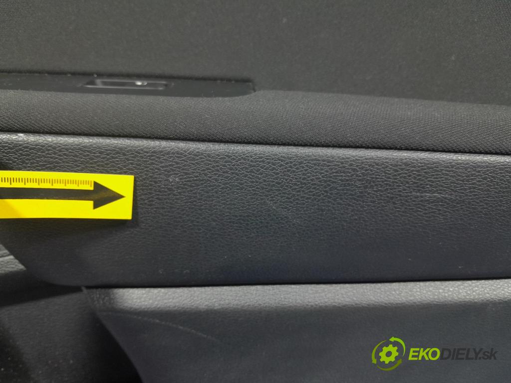 Kia Ceed 2020 Čalounictví: dvere zad Prava: 83302-J7020