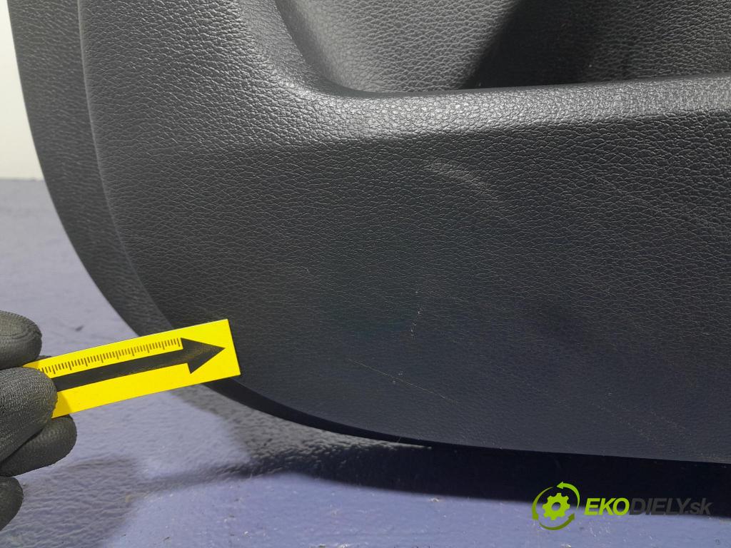 Kia Ceed 2020 Čalounictví: dvere Predné Prava: 82302-J7010