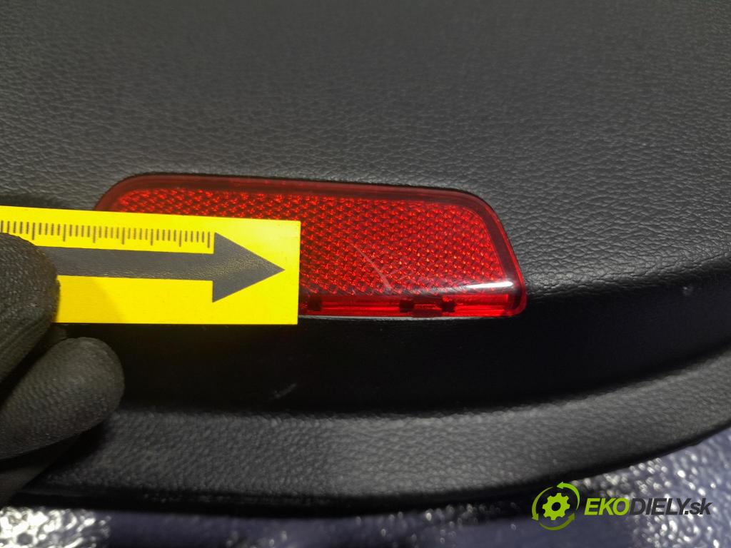 Kia Ceed 2020 Čalounictví: dvere Predné Prava: 82302-J7010