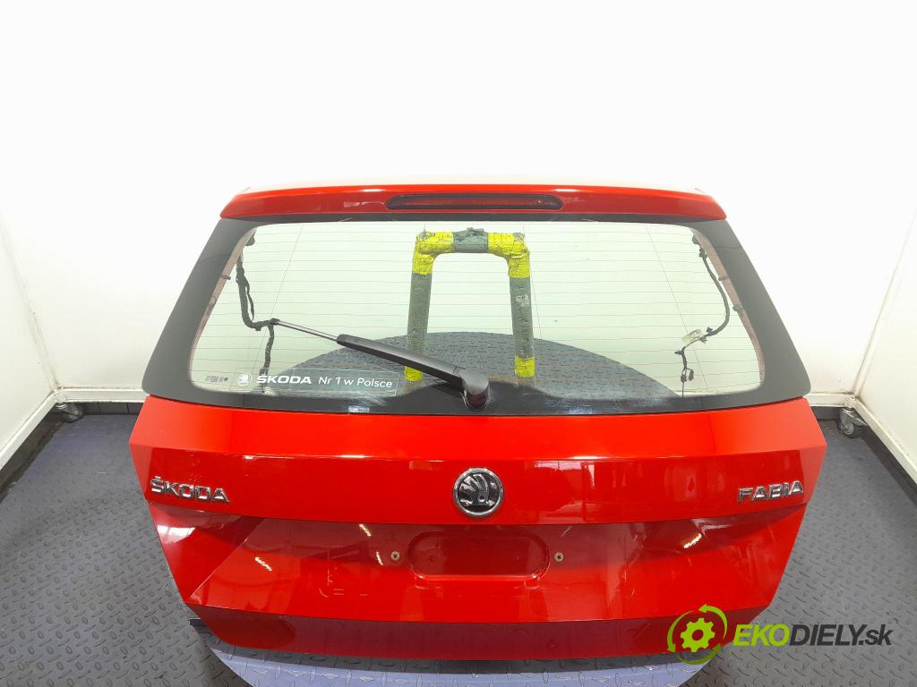 Skoda Fabia 2018 zadna dveře kufra: kufra: