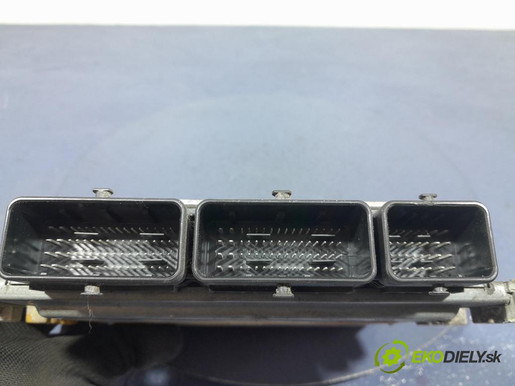 Renault Megane 2009 riadiaca jednotka Motor: 237100307R