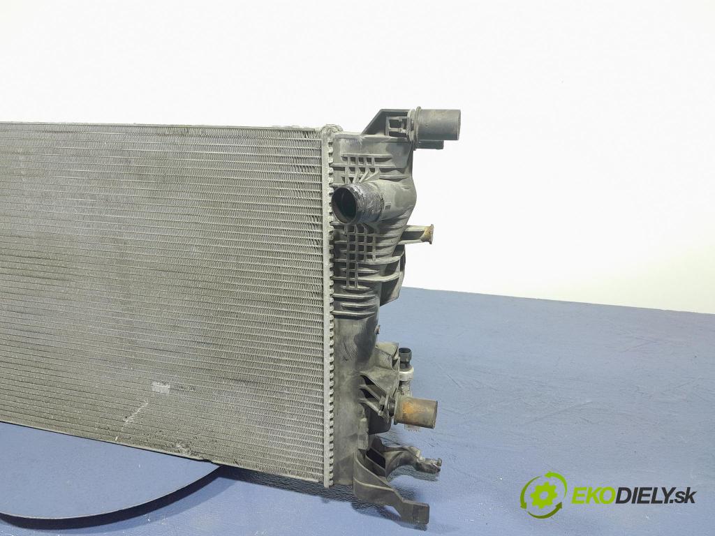 Renault Megane 2009 Chladič Voda