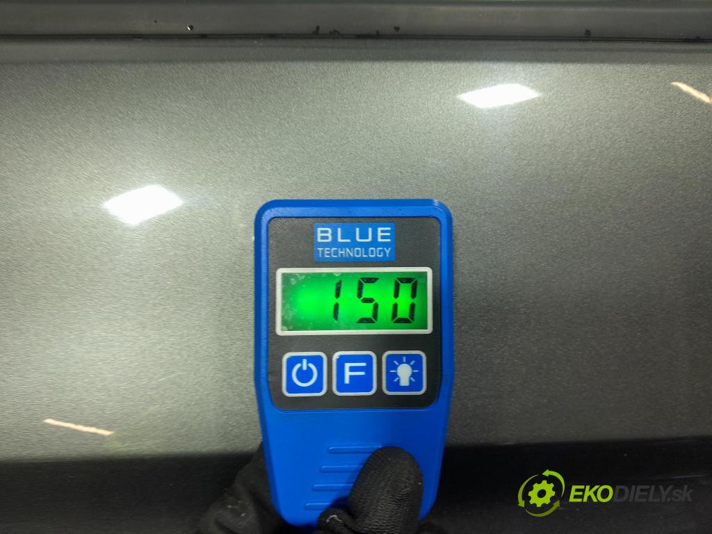 Opel Astra 2017 dvere Predné pravé