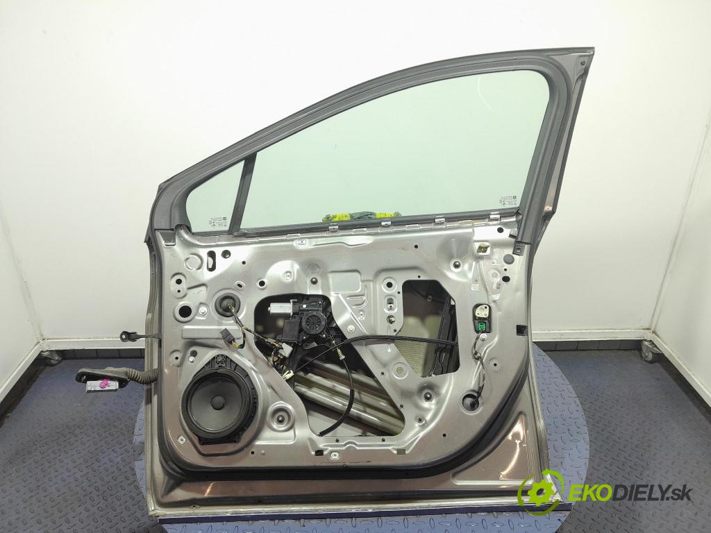 Opel Astra 2017 dvere Predné pravé 