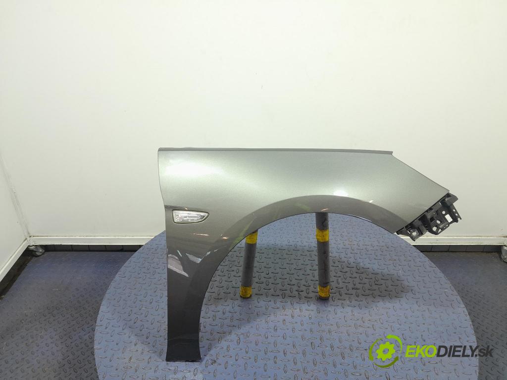 Opel Astra 2017 blatník Predné v pravo: