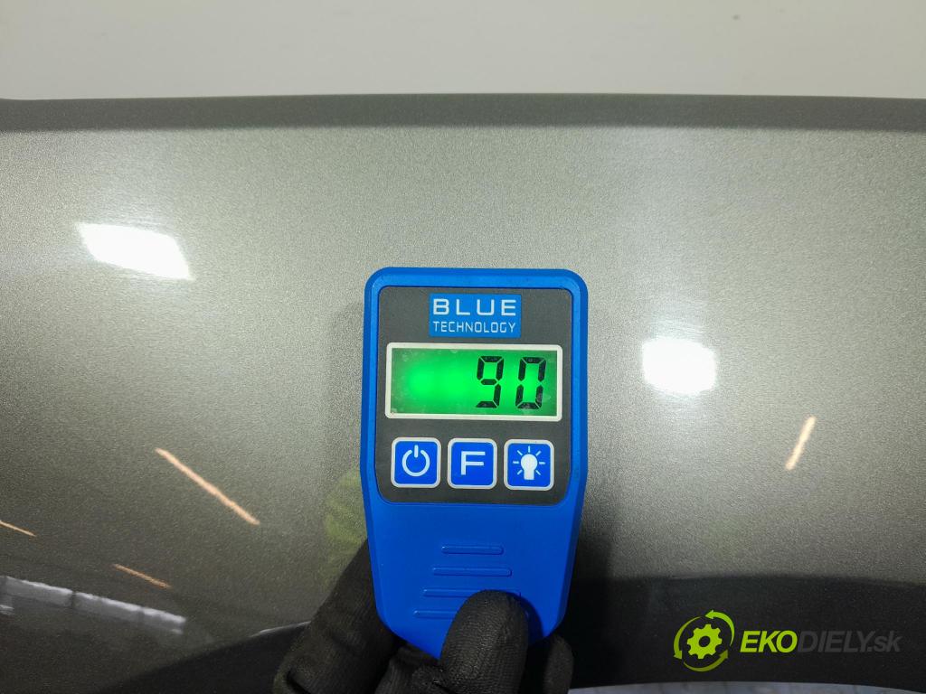 Opel Astra 2017 blatník Predné v pravo: