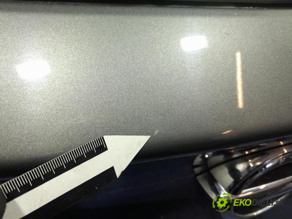 Opel Astra 2017 zadna dveře kufra: kufra: