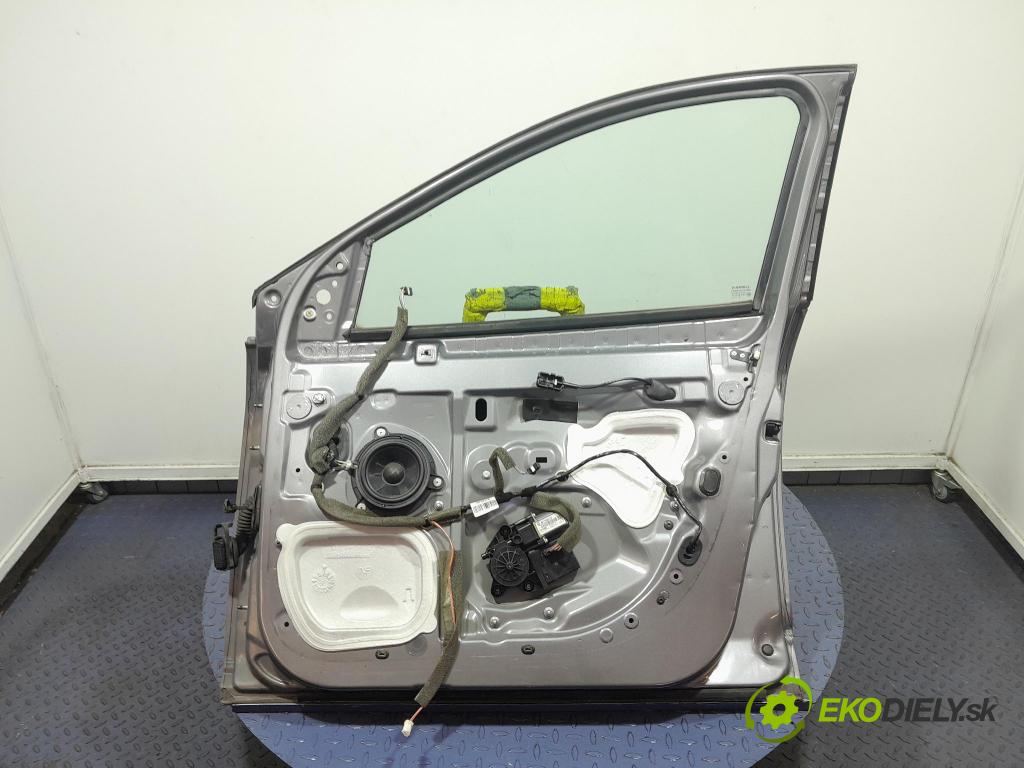 Renault Megane 2009 dvere Predné pravé 