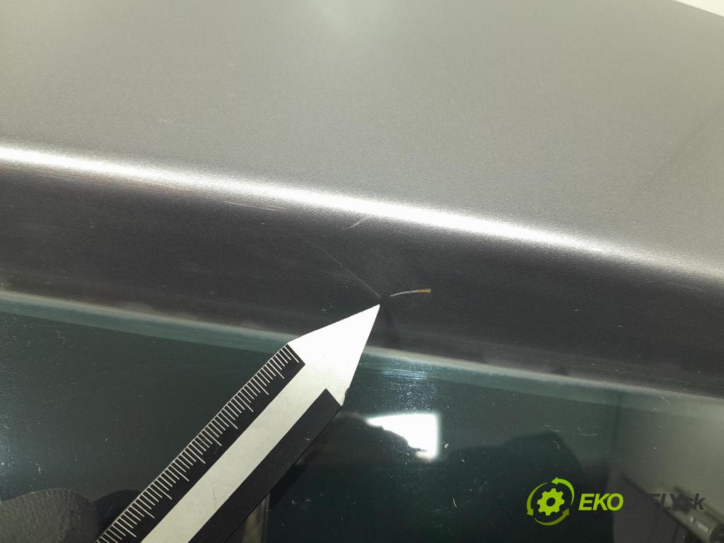 Renault Megane 2009 zadna dveře kufra: kufra: