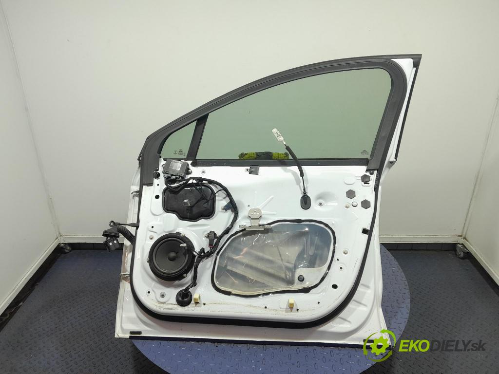 Ford Mondeo 2016 dvere Predné pravé 