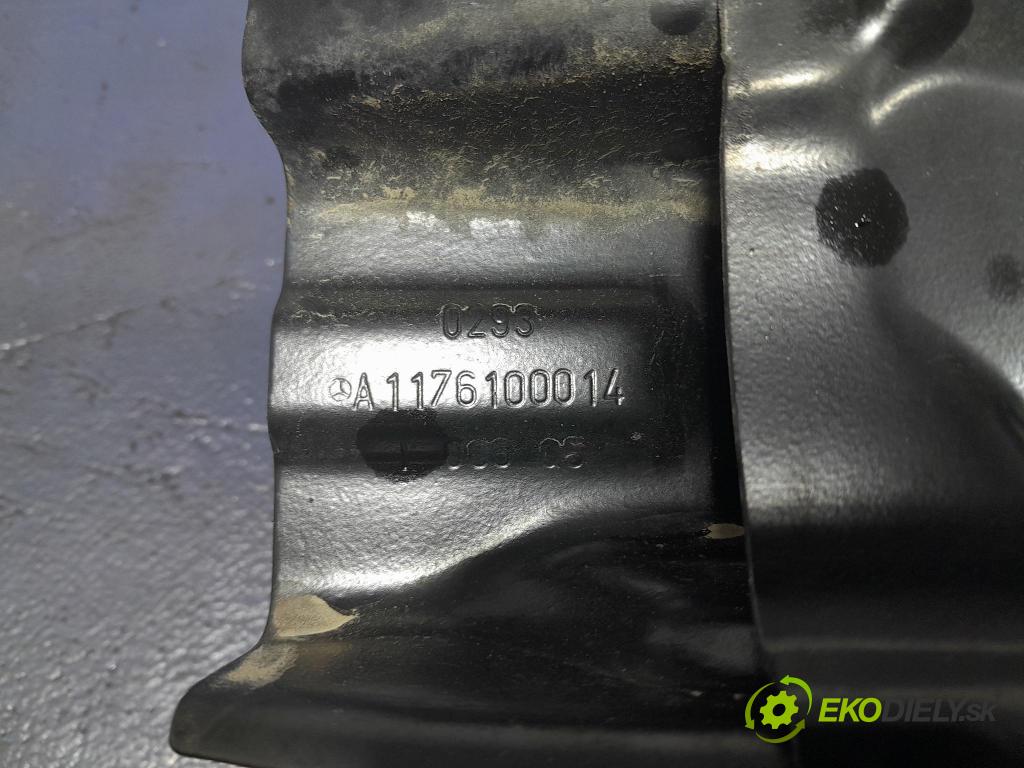 Mercedes Gla-klasa 2019 výstuha narazník zad A1176100014