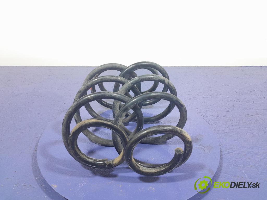 Mercedes Gla-klasa 2019 pružina zad